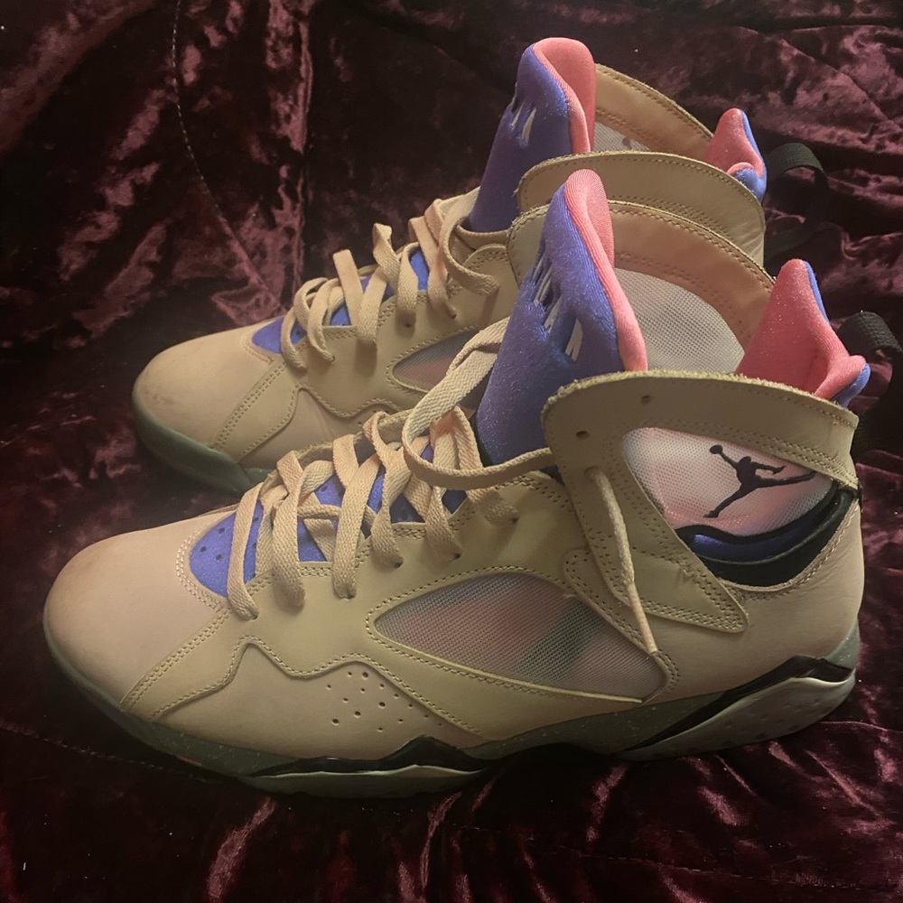 Air jordan sapphire size 11.  Couple times worn